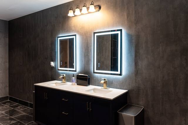 Men's Bathroom