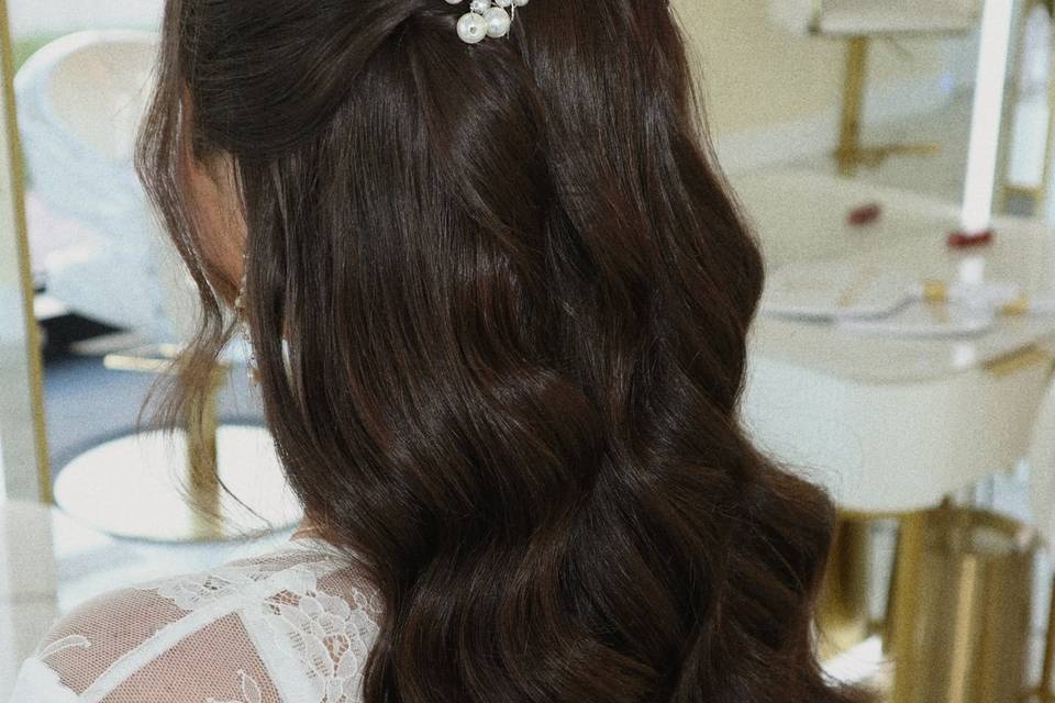 Bridal hairstyle