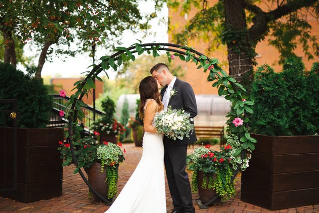 Ceremony flowers