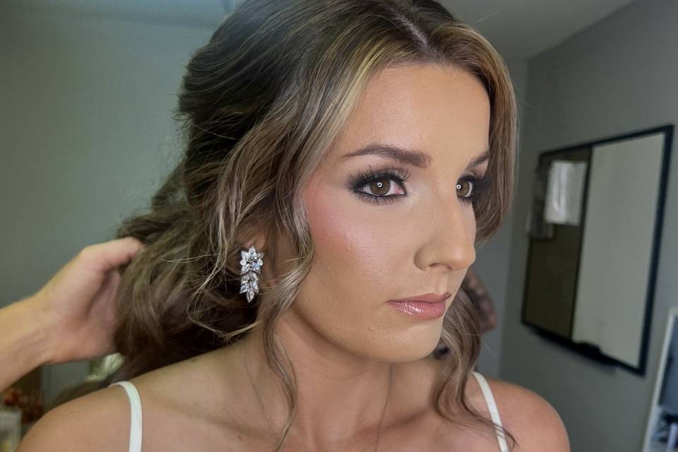 Bridal hair and makeup