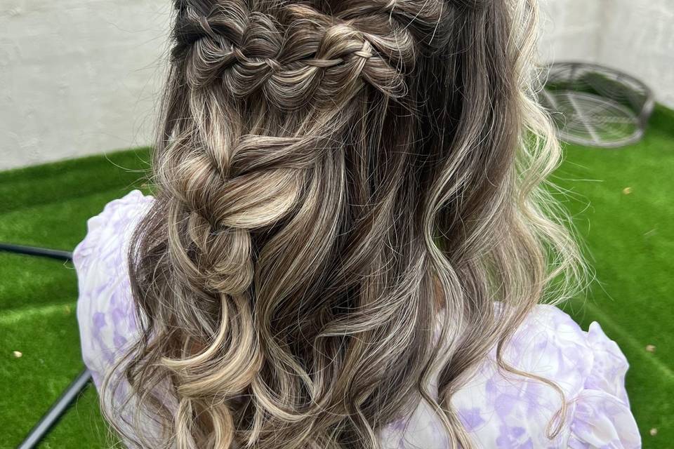 Four-Strand w/ Curls