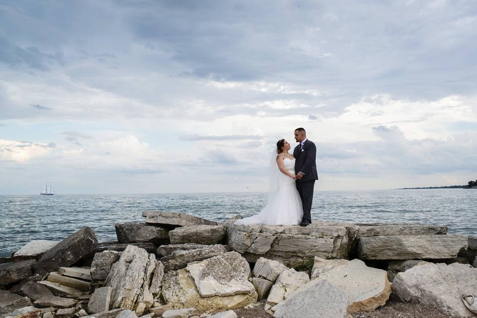 I love beach weddings