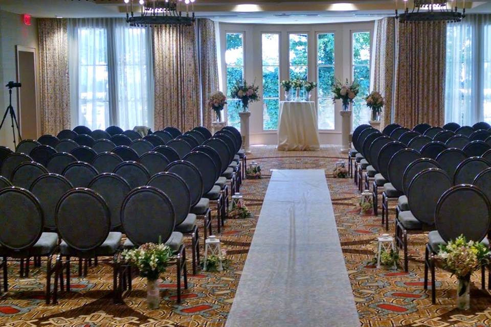Large indoor ceremony