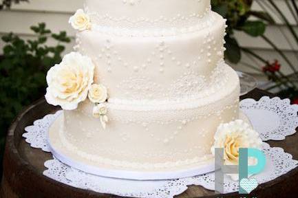 Edible lace wedding cake