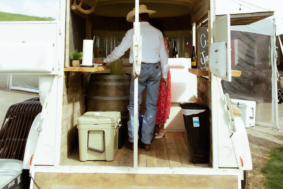 Horsin’ Around Event and Party Rentals
