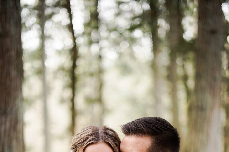 Lakeside PNW Wedding