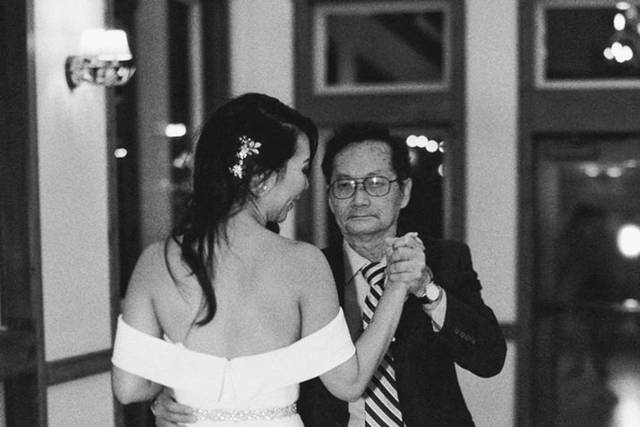 Dancing | Connie Whitlock Photography