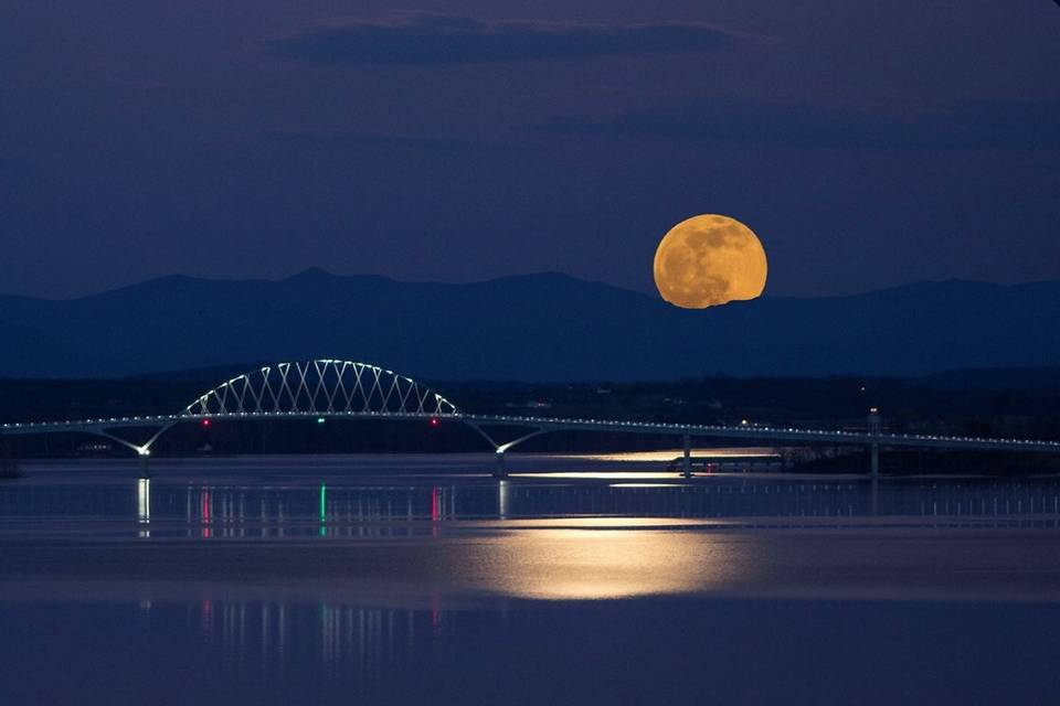 Bridge to Vermont.