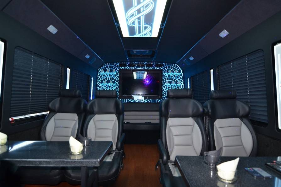 Luxury Limo Hawaii