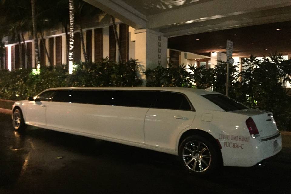 Luxury Limo Hawaii has brand new vehicles for your Modern wedding.  Clean, Classy, and Cool...