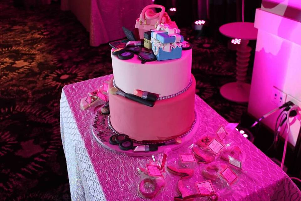 Makeup cake