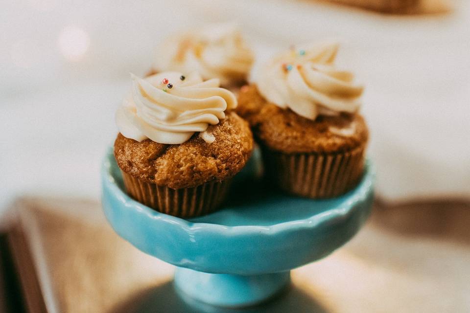 Mini carrot cupcakes