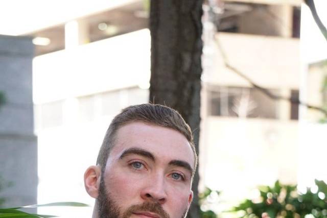 Wedding party haircut