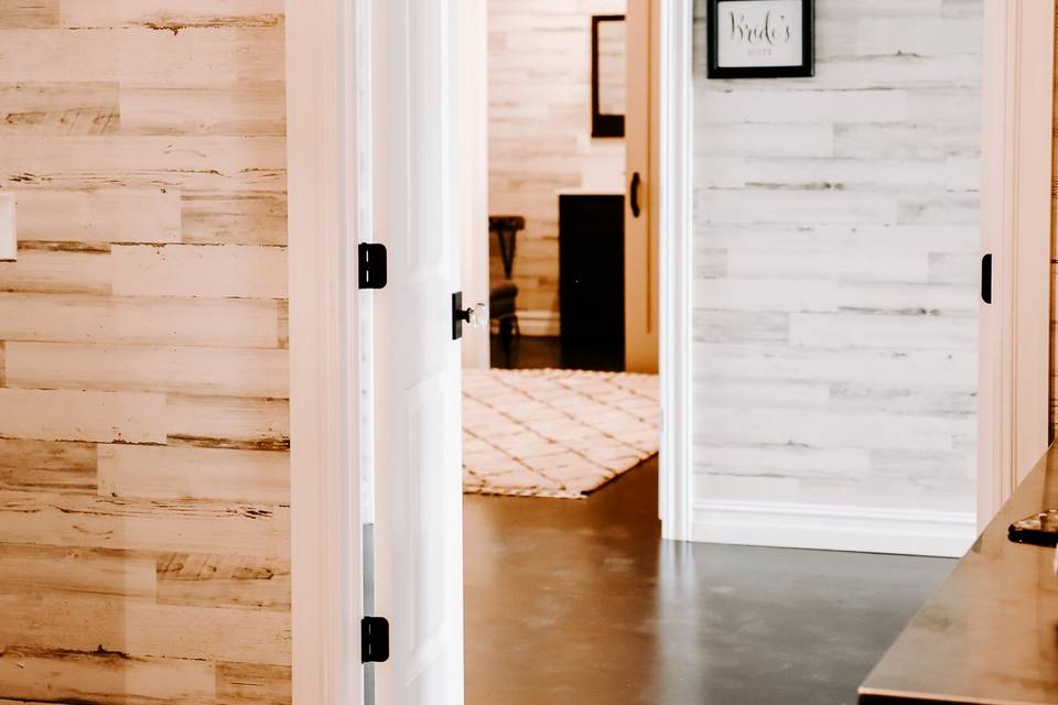 Bride's Suite/Hallway