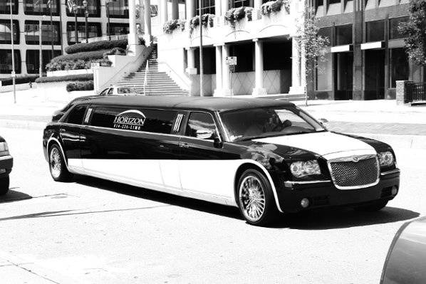 Horizon Limousine & Trolley