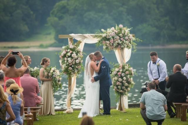 Wedding arch