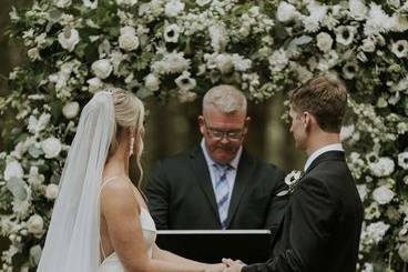 Ceremony arch