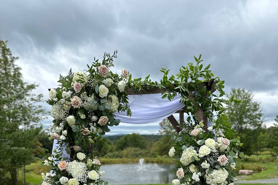 Gorgeous arbor