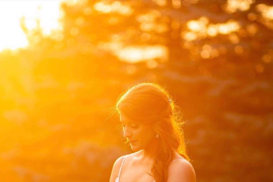 Glowing, gorgeous bride