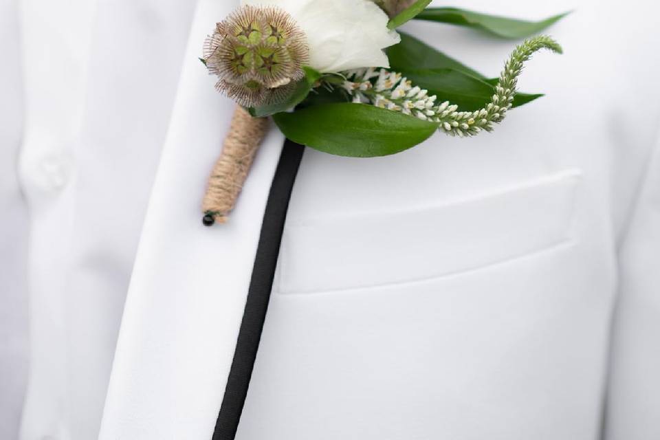 Fun boutonniere