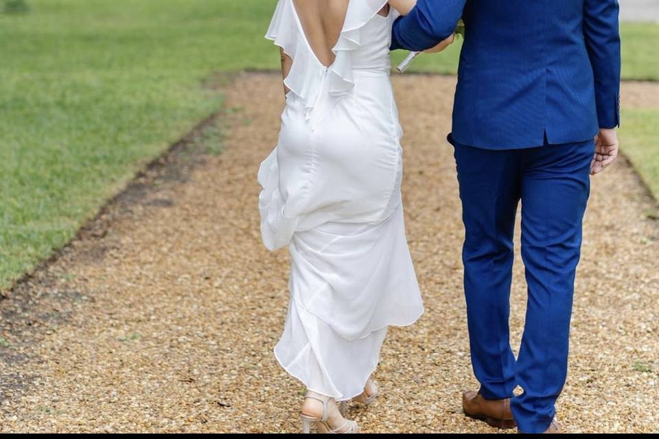Short wedding hairstyle