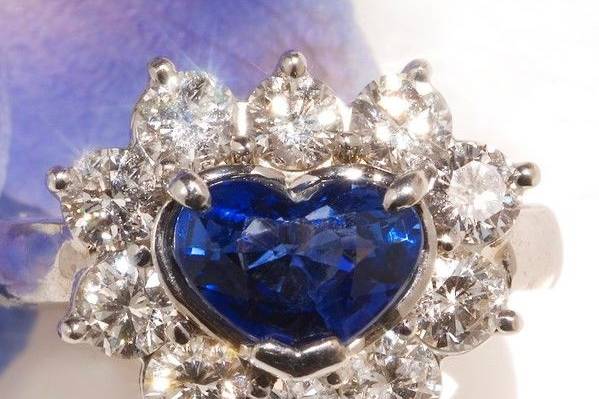 heart-shaped Ceylon sapphire with diamond halo, vintage style, custom made by Secrète Fine Jewelry in Bethesda, MD and Washington, DC
