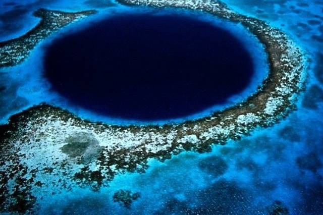 Blue Hole, Balize