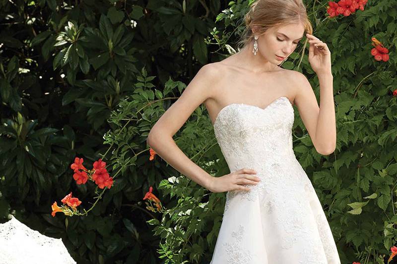 Casablanca Bridal Dress And Attire Auburn Al Weddingwire 3062