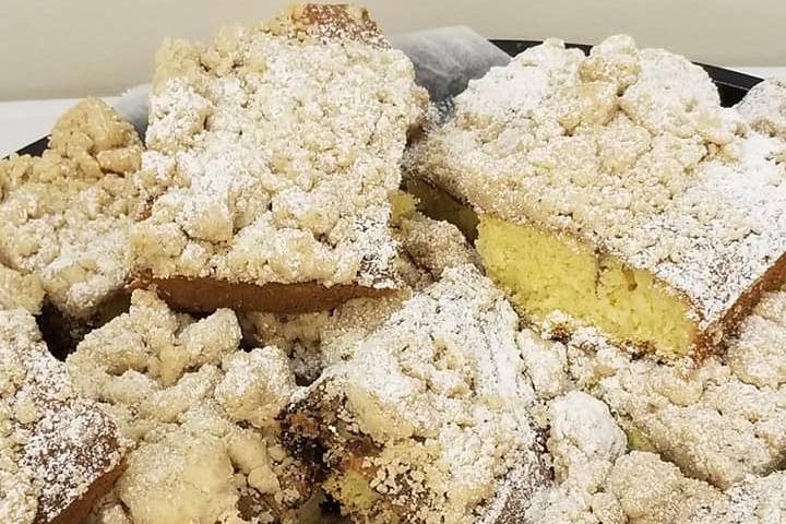 Fresh Crumb Cake