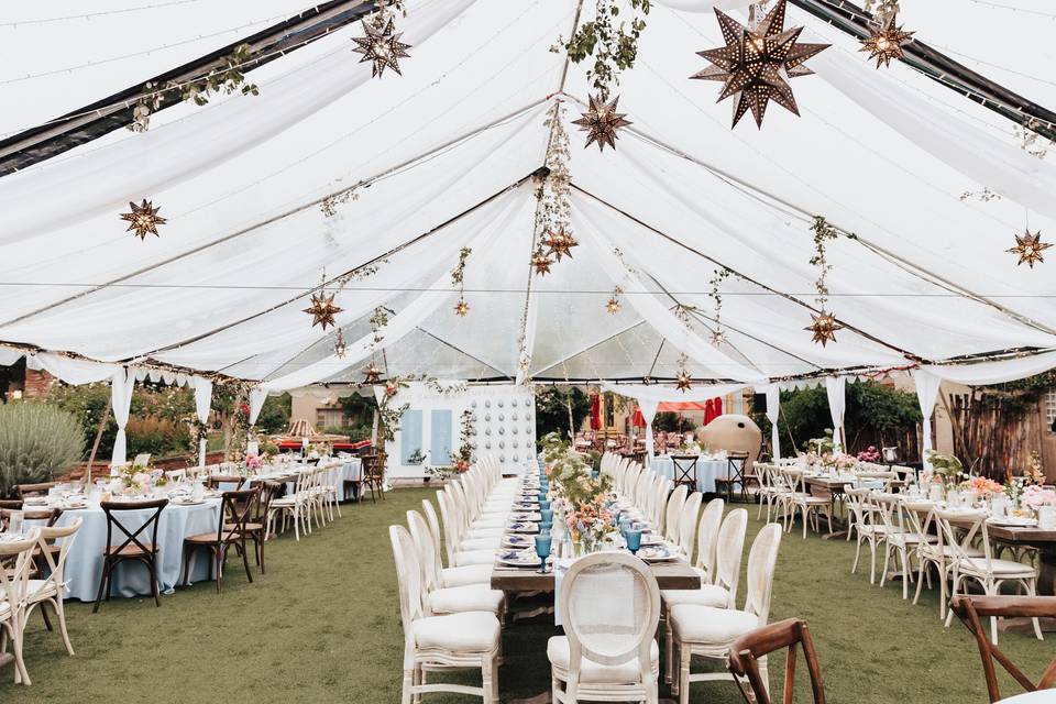 Indoor tent setting - Santa Fe