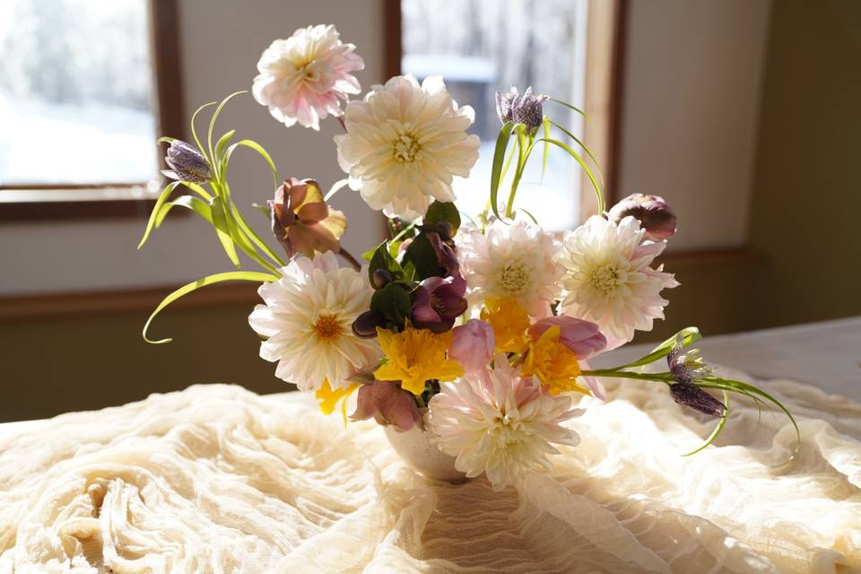 Petite peach centerpiece