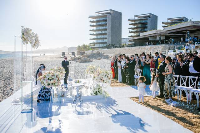 Romantic Cabo Weddings