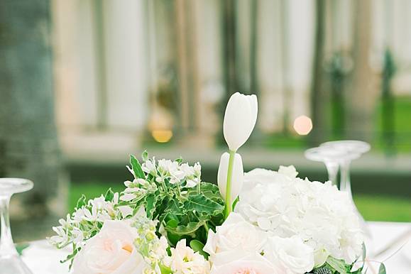 White floral centerpieces