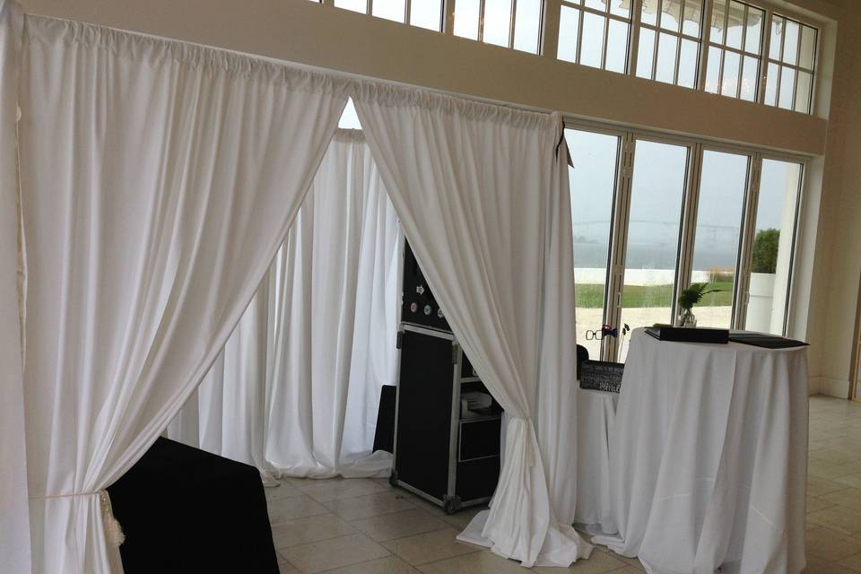 Smashing Photo & Video Booth Rentals