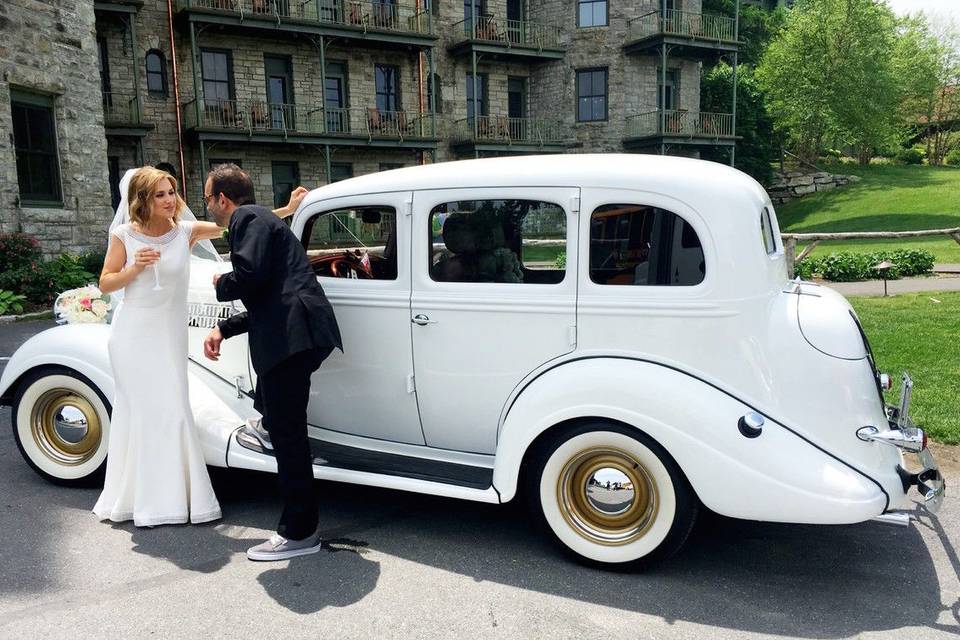 American Classic Wedding Car Service, LLC