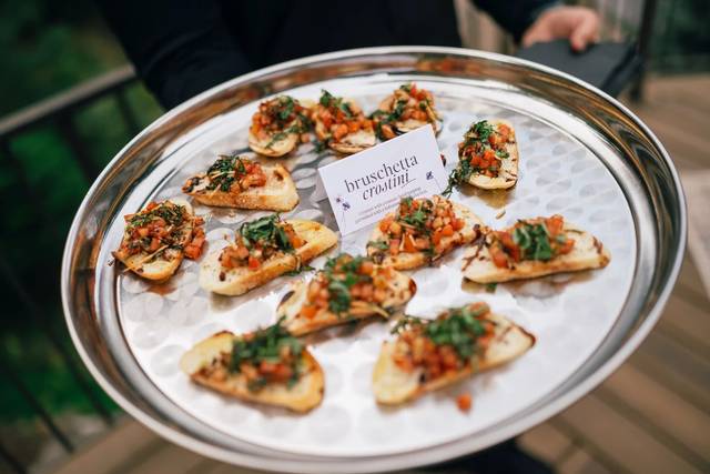 Bruschetta Crostini, Passed