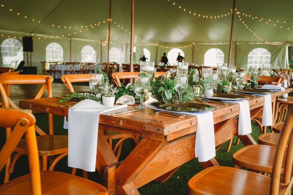 Harvest Tables