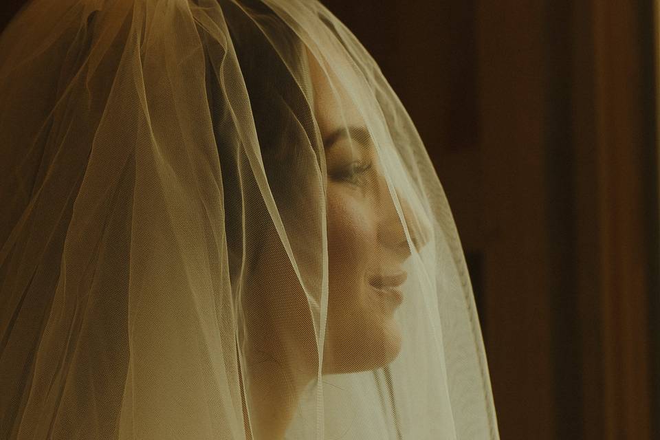 Veil moment
