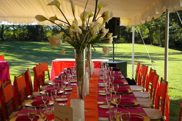 Long table setting with centerpiece