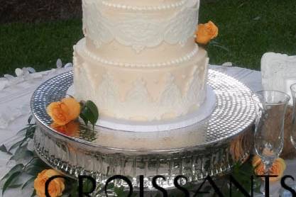 Champagne colored cake