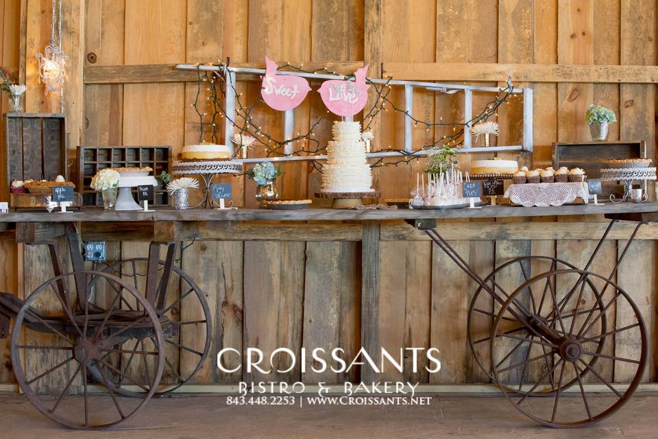 Croissants Bistro & Bakery