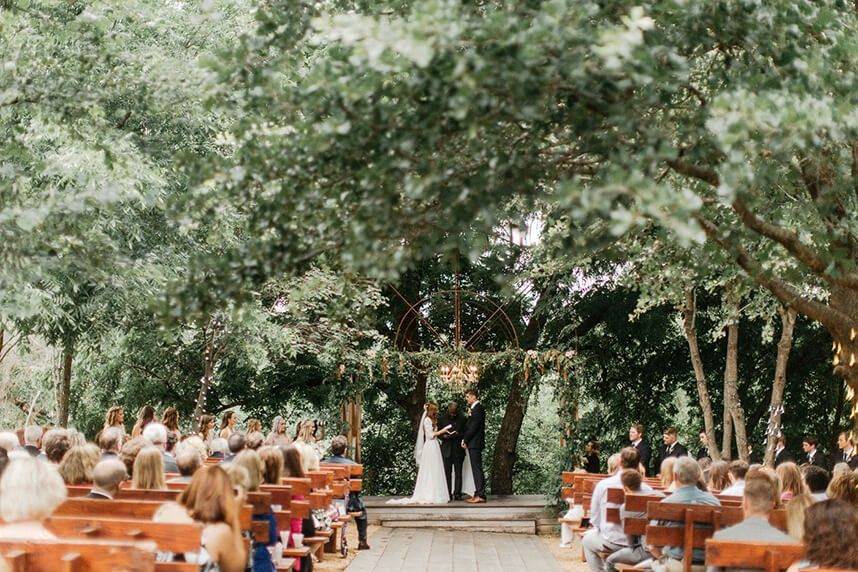 the 14 most incredible wedding venues in oklahoma - lookslikefilm on wedding venues in oklahoma near me