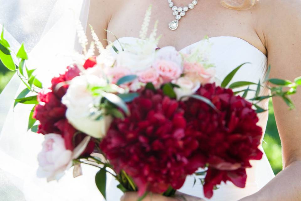 Elegant bride with bouquet - Peardon Carrillo Photography