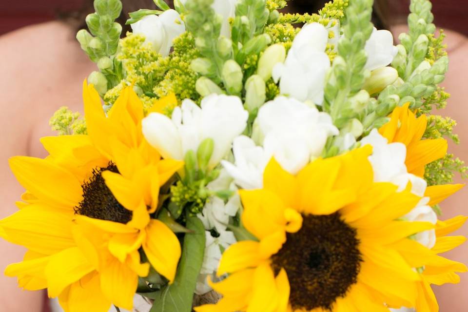 Sunflower bridal bouquet