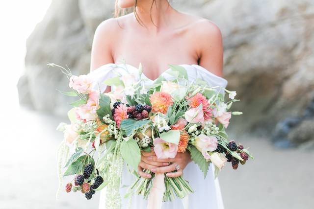 Blooms and Twine Floral Design - Flowers - Tacoma, WA - WeddingWire