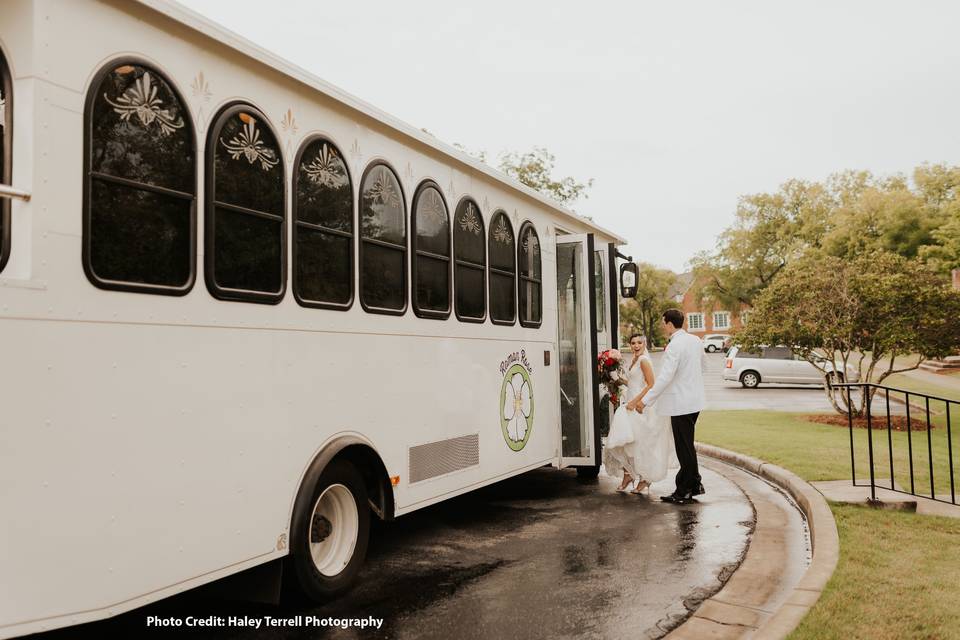 The Roman Rose Trolley