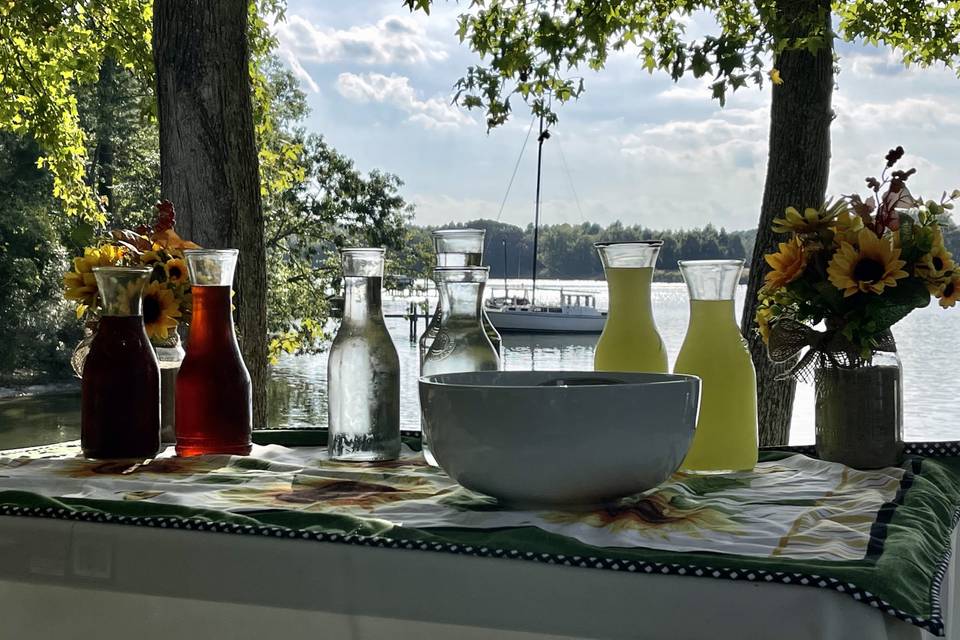 Non-alcoholic beverage station