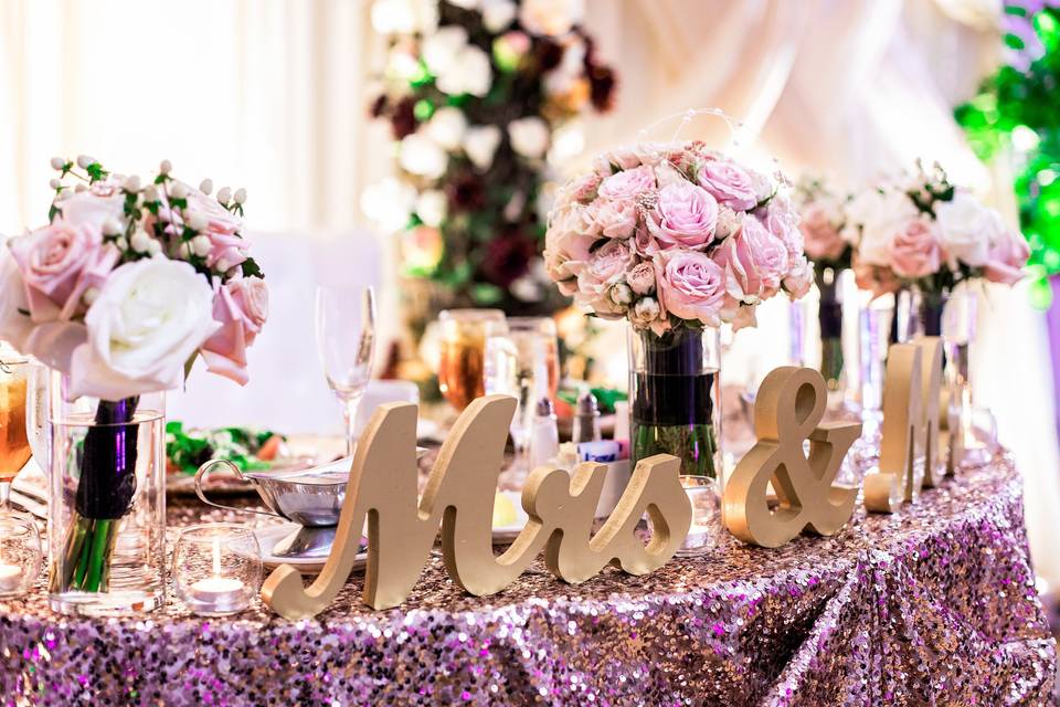 Pink sparkly table cloth
