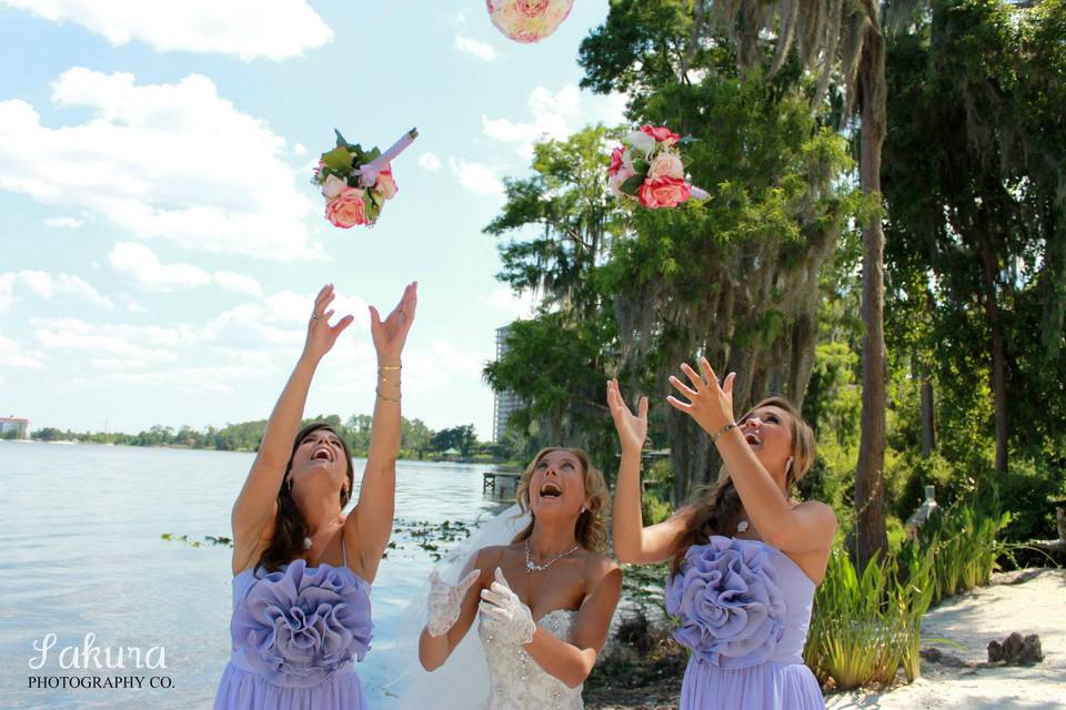 Bouquet toss