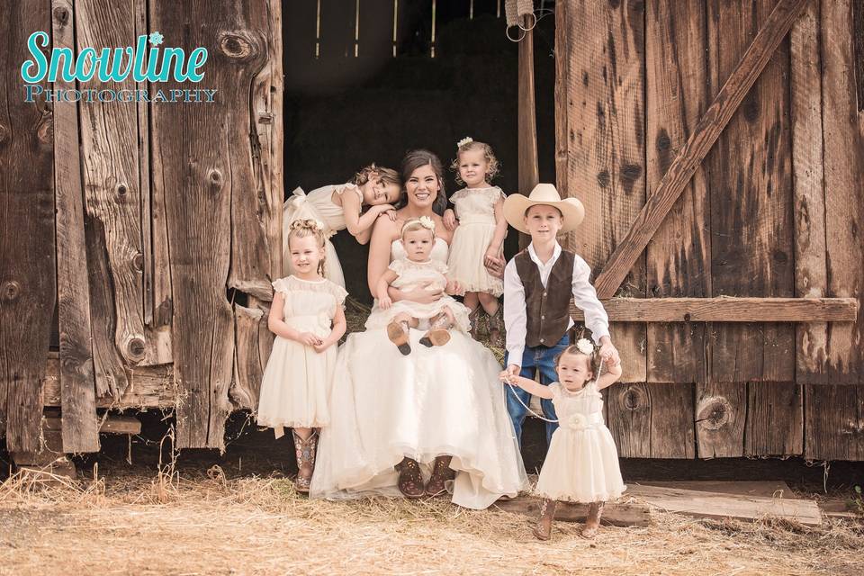 Snowline Photography